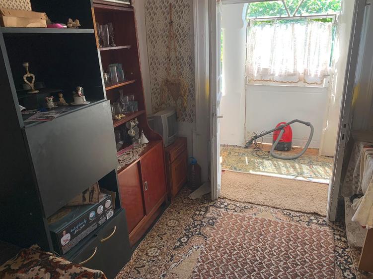Casa+teren de vanzare