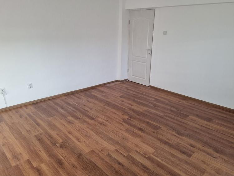 Spatiu in cladire de birouri | 3 camere | Tineretului - Timpuri Noi | 550EUR+TVA