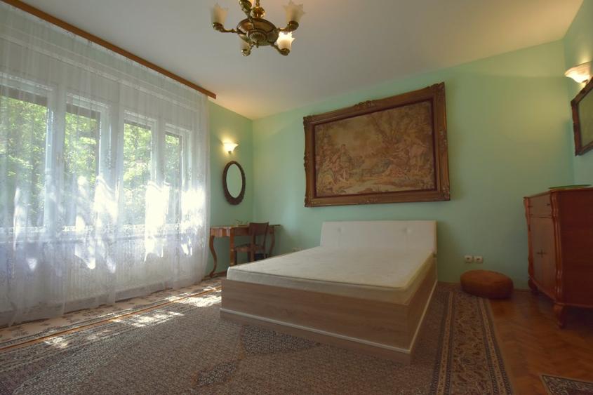 Inchiriez ap 4 camere in zona Medicina -Prefectura , Timisoara