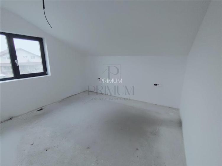 Duplex spatios - bucatarie inchisa - personalizare interioara - 2