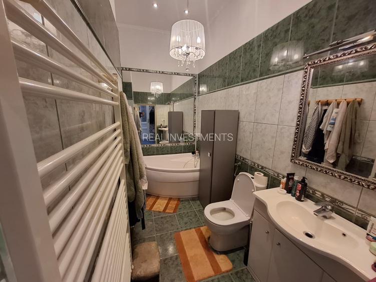 Inchiriez apart 3 camere + 1 cam spatiu depozitare Str. V. Alecsandri ID: 45351 - 9