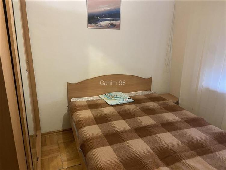 Apartament 3 camere , zona cartier Sud , 52 mp , decomandat ,mobilat - 8