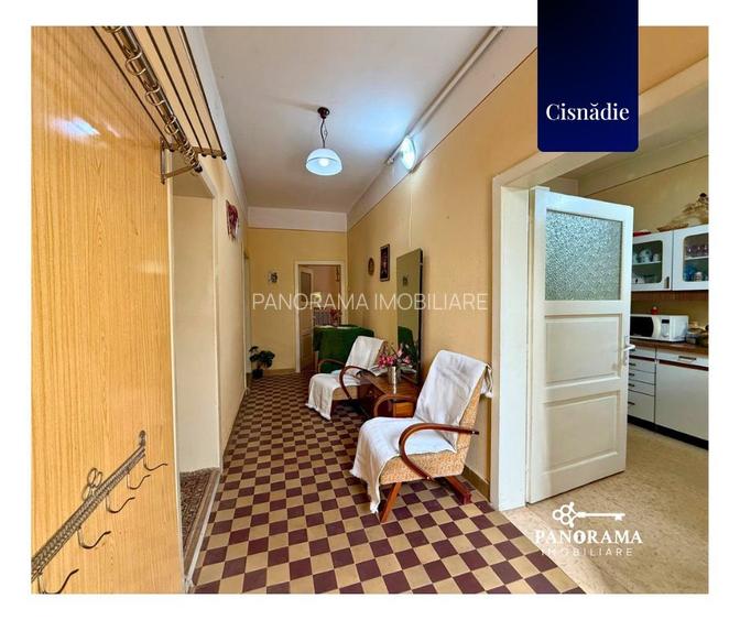 Casă cu grădină proprie, garaj, pivniță și teren în centrul Cisnădiei - 6