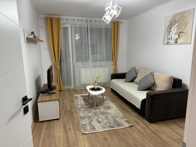 Apartament cu 2 camere de închiriat, zona City Park