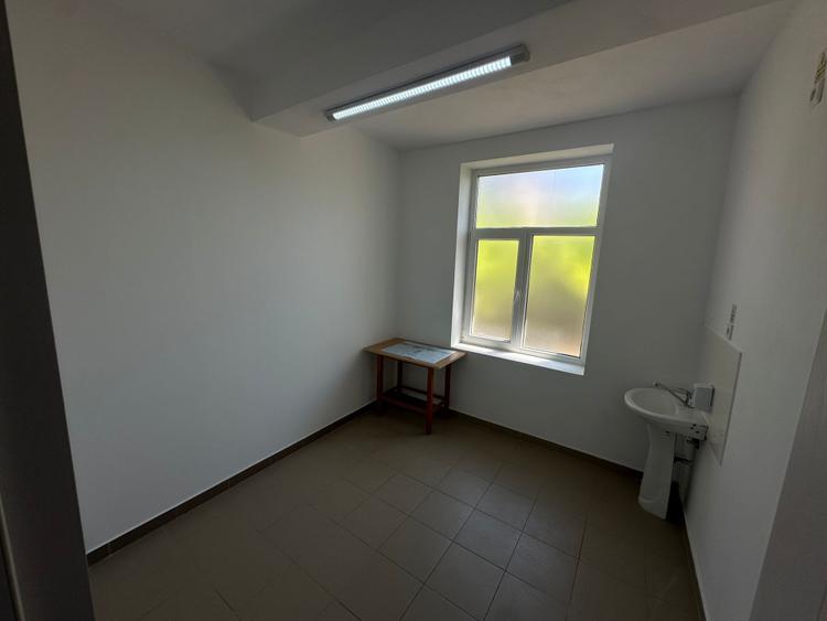 Spatiu comercial, centru medical, 60 mp, zona Exterior Sud