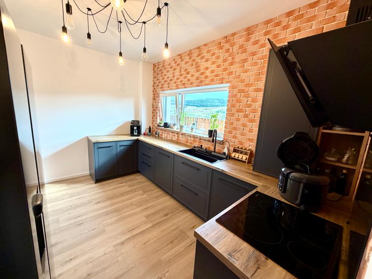 Duplex de vânzare în Chinteni – 120 mp utili, teren 330 mp – 275.000 € negociabi - 5