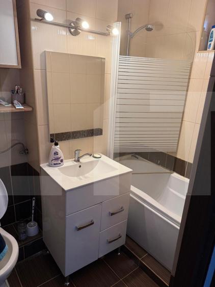 Apartament 3 camere decomandat, 65 mp, zonă centrală