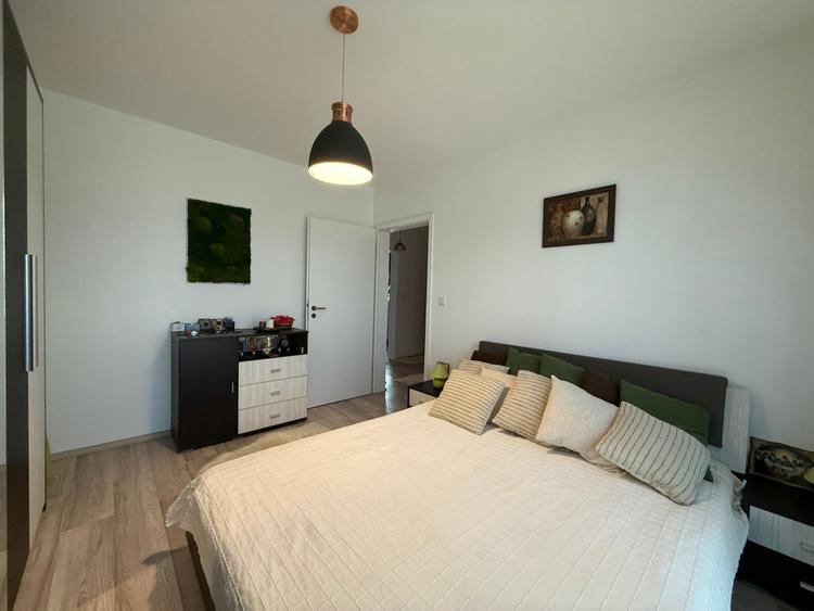 Duplex cu 5 camere, 257mp teren, 127 mp utili - Giroc