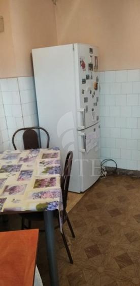 Apartament 4 camere în zona ION ANTONESCU- MC DONALDS