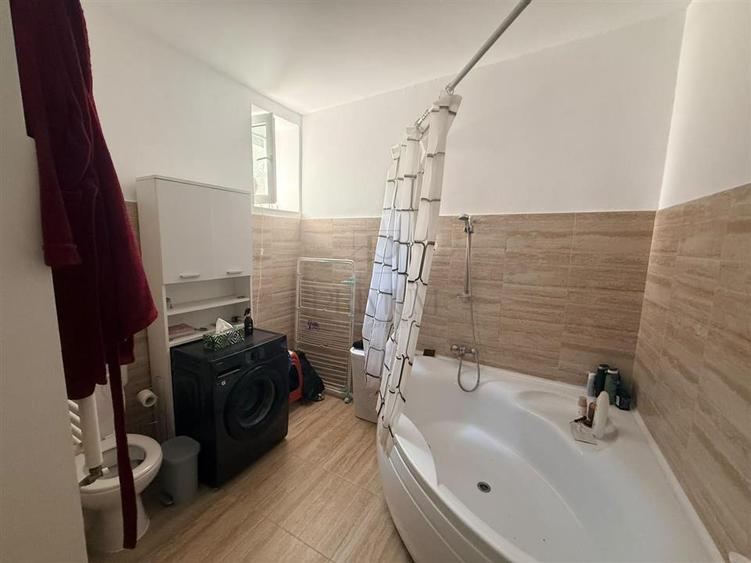 Apartament Foarte Spațios | 100 MP Utili | 3 Camere | Parcare | Traian
