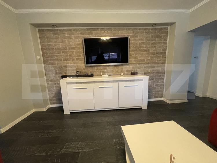Apartament cu 3 camere, zona centrala
