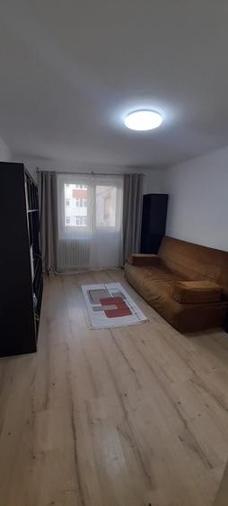Brancoveanu-Lamotesti, 2 camere de inchiriat, 6/10, decomandat, mobilat/utilat
