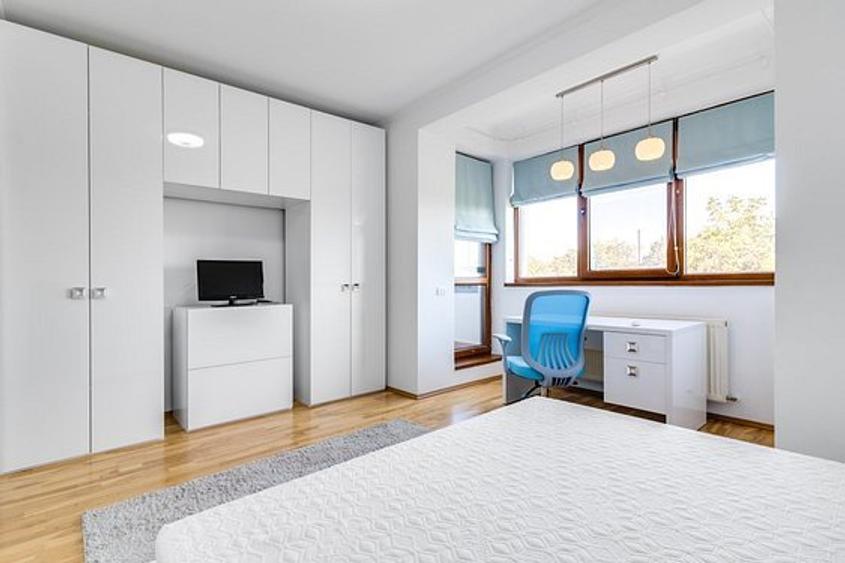 Apartament 4 camere Sisesti cu centrala si parcare