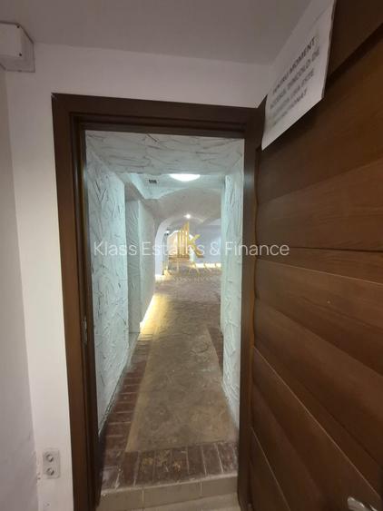 Vila extrem de generoasa destinata activitatilor de alimentatie publica, magazin - 14