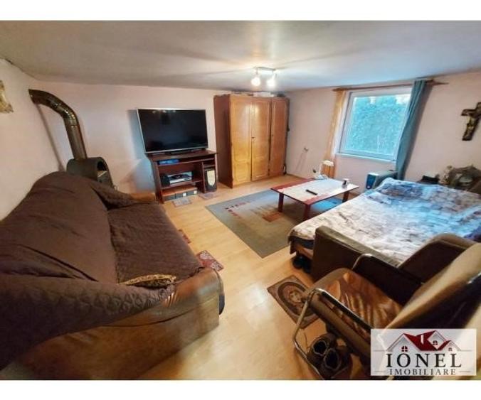 Vanzare casa Alba Iulia - Cetate -700 mp teren