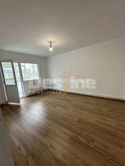 Apartament decomandat- 4 camere* Dacia - 6
