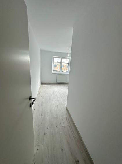 Apartament 3 camere etaj 2/3