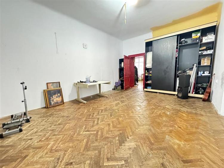 Apartament 4 camere spatios 114mp zona Ultracentrala