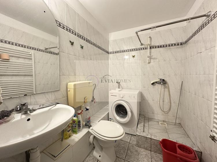 70 mp/3 camere/2 băi/Zona străzii Teleorman