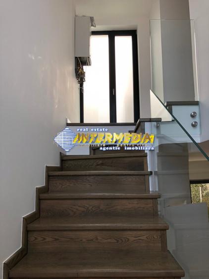 Inchiriere Casa NOUA P+1 3 camere 2 Bai Ultracentral Mobilata Utilata modern
