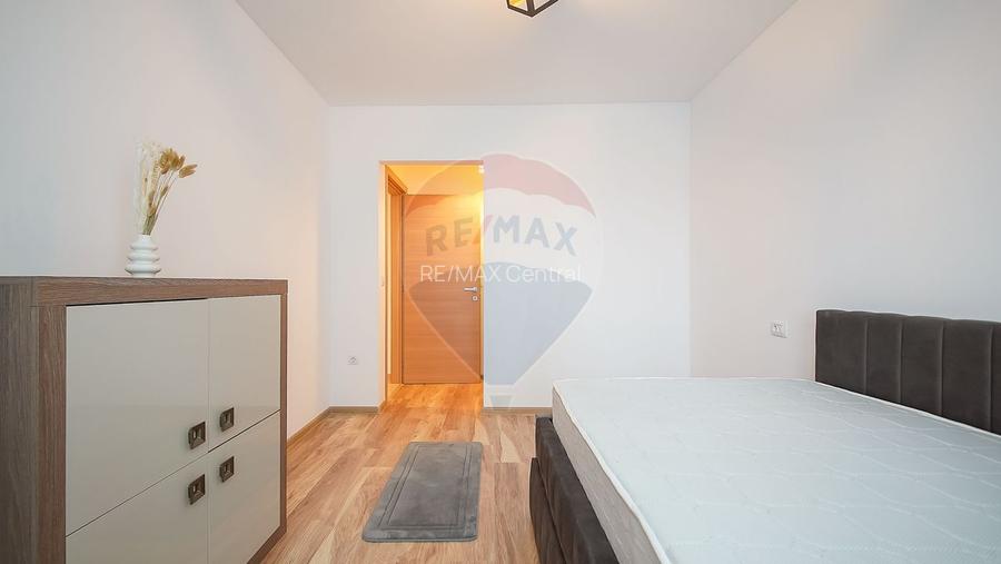 Apartament cu 3 camere, prima închiriere, în zona Tractorul - 10