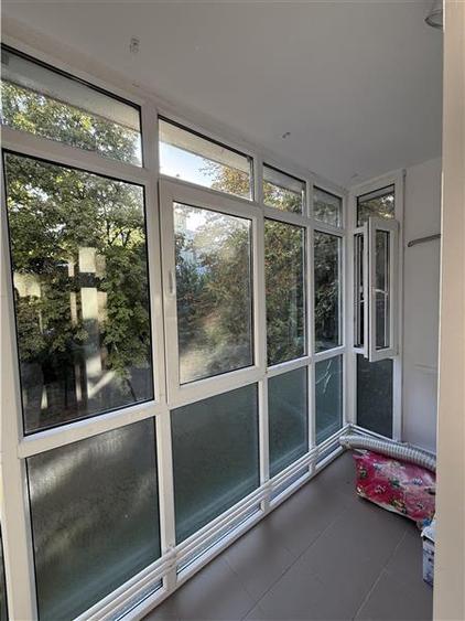 Apartament De Inchiriat 3 Camere, Semidecomandat, Zona Tomis 2