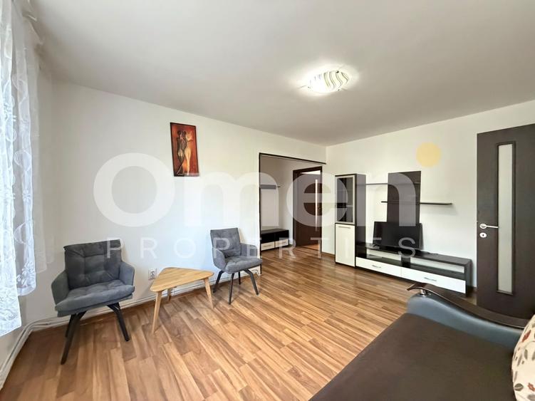 Apartament cu 2 camere, etaj intermediar, 50 mp, zona Bizo