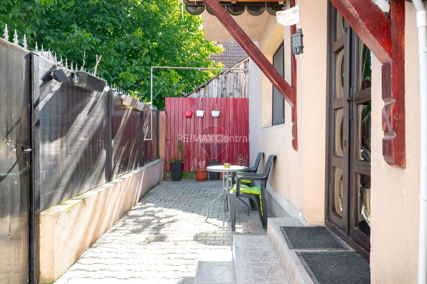 Casă individuală cu 3 camere și curte la preț de apartament - Sânpetru - 2