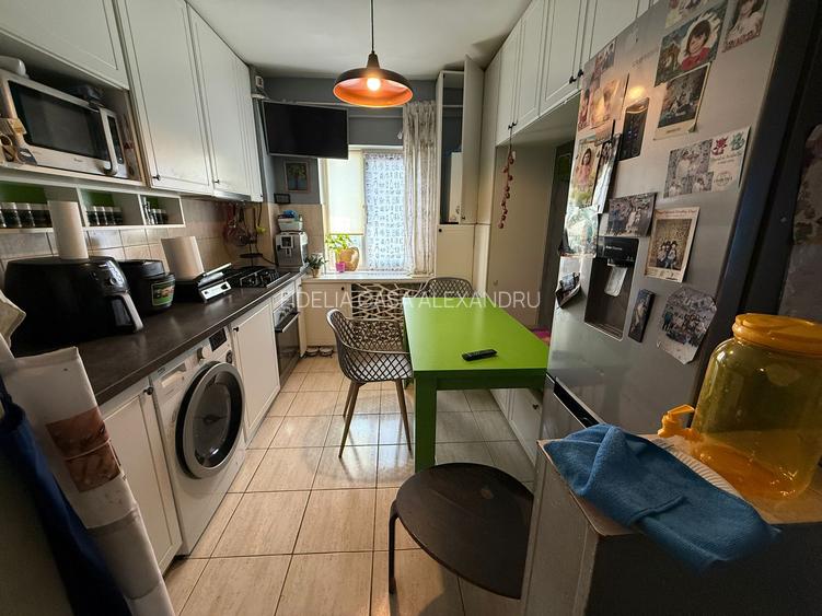 Apartament 3 camere de vanzare Mircea cel Batran - 4