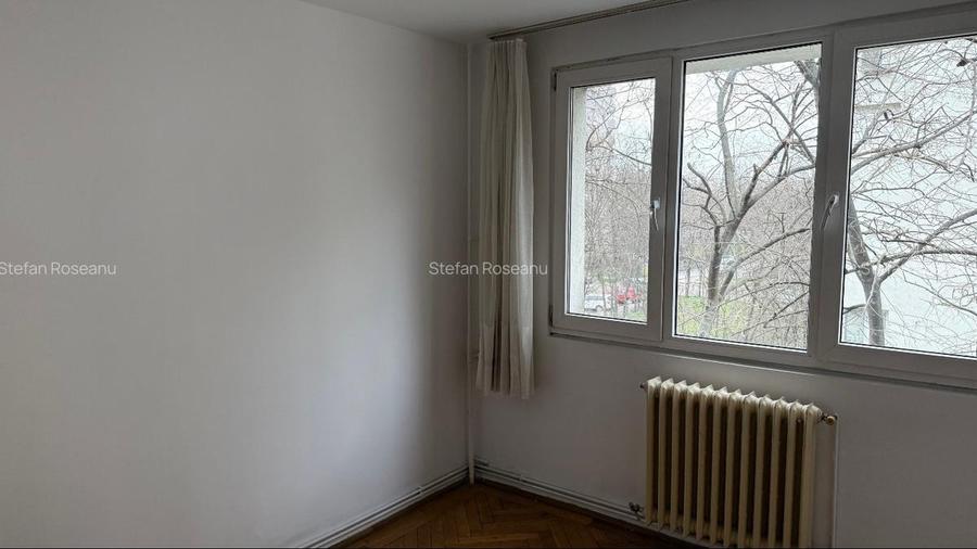3 camere/Titan/zona linistita/partial mobilat