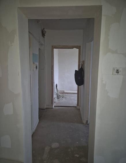 APARTAMENT CU 3 CAMERE ZONA BOGDANESTILOR LA 105.000 euro