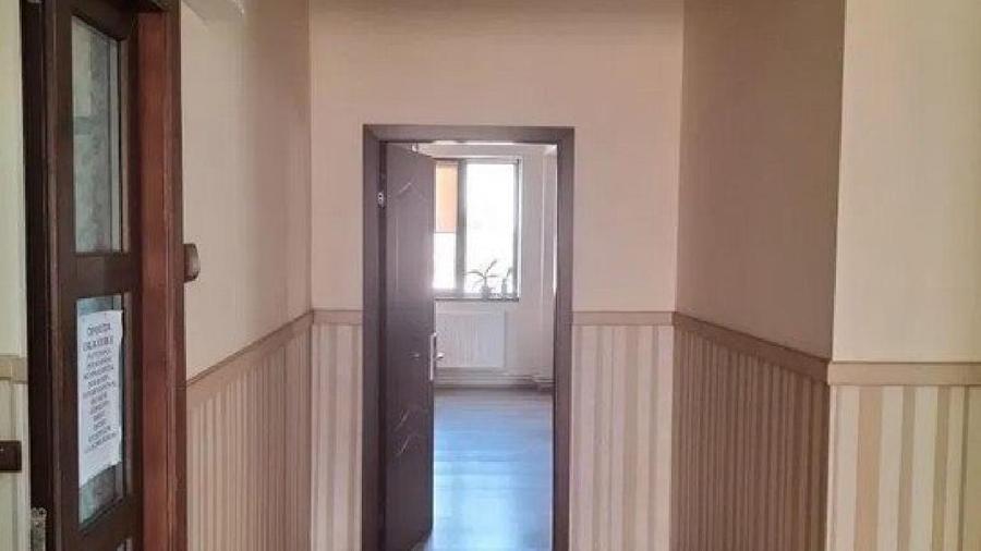 CONSTANTA / Cladire administrativa si depozitare D+P+2E - 807 mp