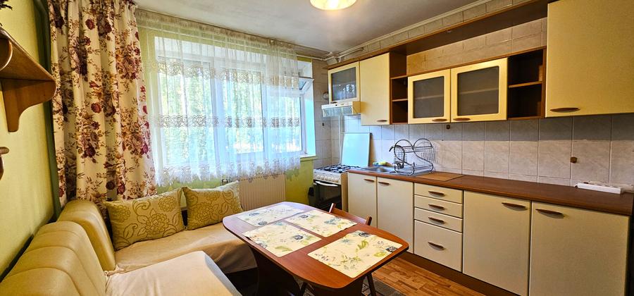 Apartament 1 camera, cu loc de parcare- zona Centrala