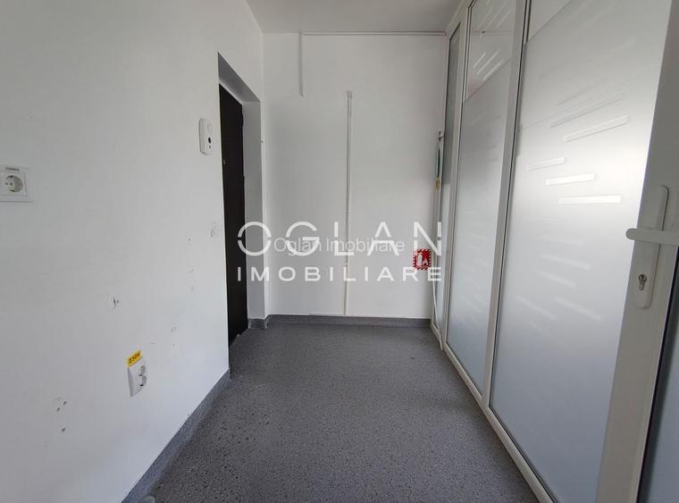 Spatiu Comercial+ Vitrina, 95 MP, Vizibilitate excelenta, COMISION 0%