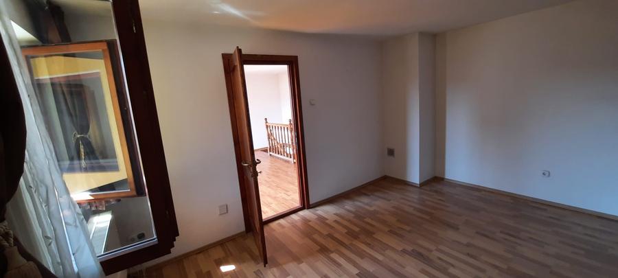 De vanzare casa cu 4 camere, Targu Mures, Zona Centrala