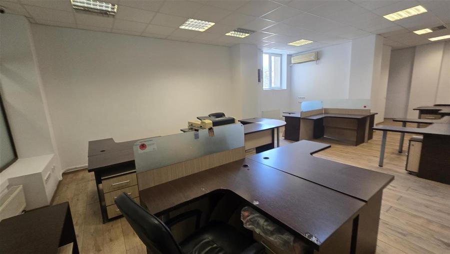 Spatiu Birouri - 180 mp! In Suceava! De Inchiriat! 0727817187