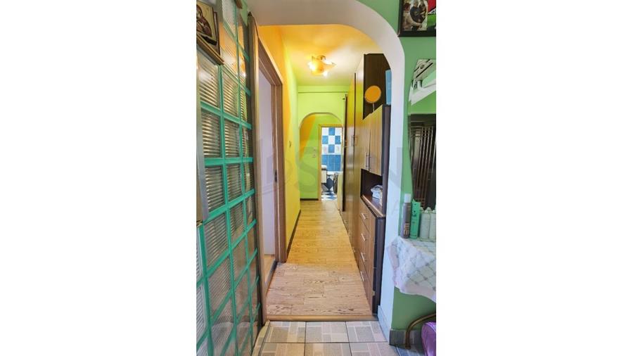 REA1024900 Apartament 3 camereI De Vanzare l Lacul Tei