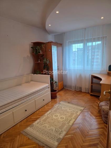 Proprietar 3 camere, decomandat _ Răcădău (Brașov)_ parcare și boxă - 10