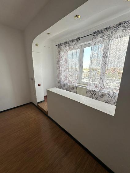 Bld. Chisinau -Piata Delfinului-Apartament 2 camere-confort 1-Centrala -Parcare