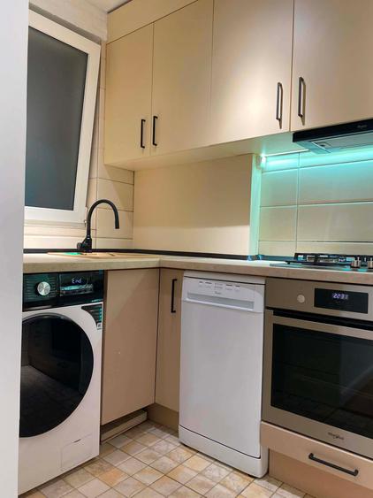 INCHIRIERE APARTAMENT 2 CAMERE SALA PALATULUI