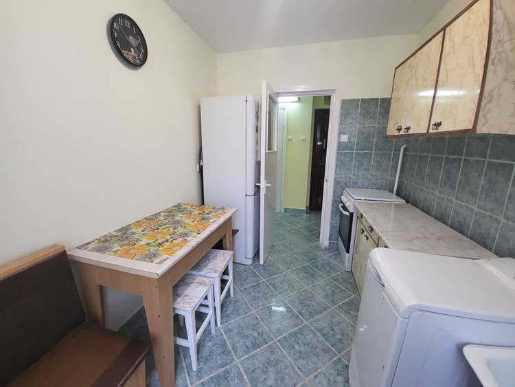 PODUL Roș Cantemir Palas 2 camere Liber