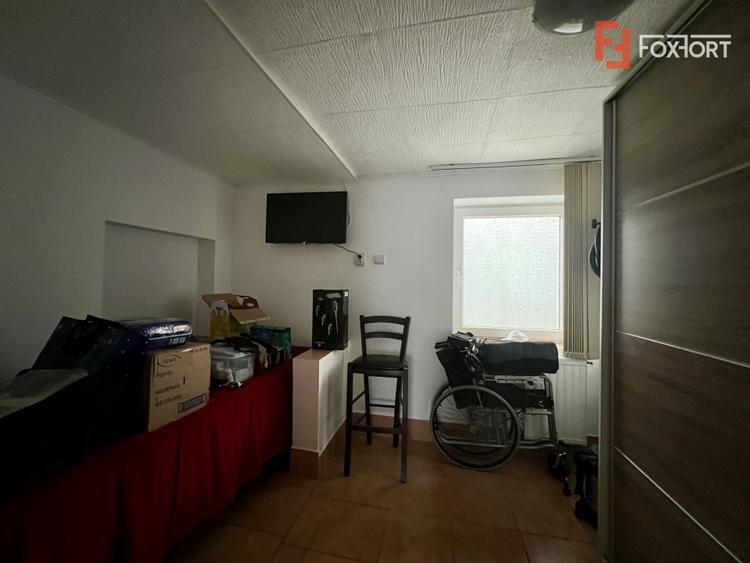 Casa individuala cu 4 camere de vanzare, zona Girocului