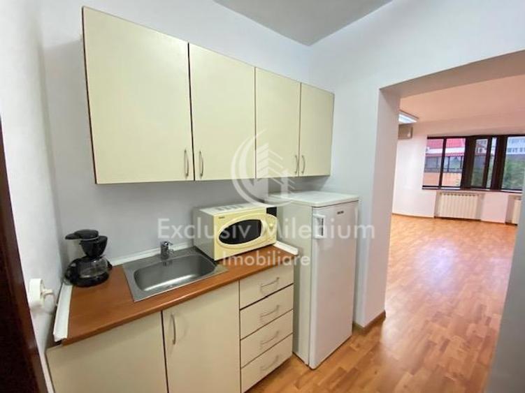 Dorobanti Petrom Spatiu Birouri 3 camere + Balcon