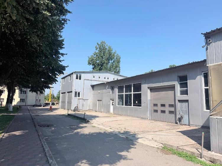 Spatii de inchiriat Sect 4 cu destinatia Service Auto