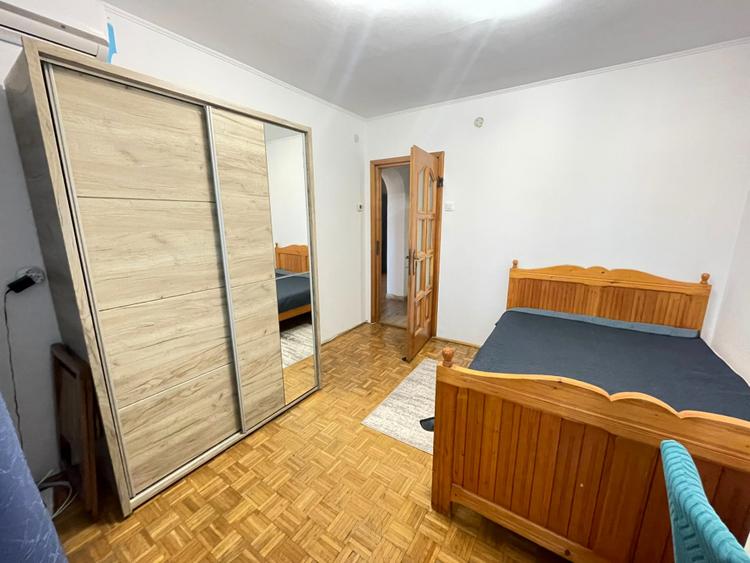 Apartament 3 camere decomandat-66 mp-Podu Ros-Restaurant Odeon