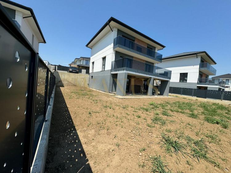 Casa Semipasiva in Dezmir - SU 206MP I Teren 486MP I 3 Niveluri