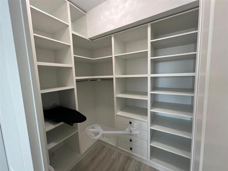 4 CAM TATARASI VENETIA, INTABULAT, MOBILAT, UTILAT, LOC DE PARCARE