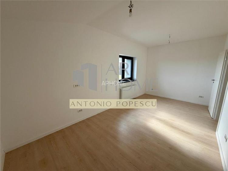 Casa duplex cu perete dublu, in Strejnicu, la 5 km de Ploiesti.