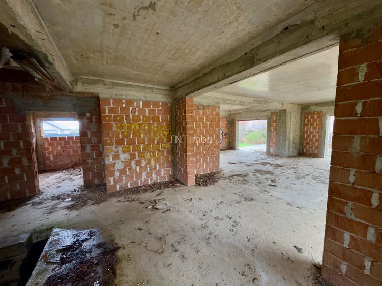 Vila Individuala S+P+1+M cu Teren 1000mp langa Padure - Balotesti - 9