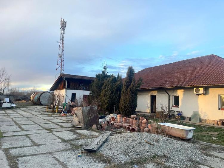 Teren + spațiu, Municipiul Târgu-Jiu